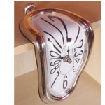 Dali Uhr + Witzige Geschenke + lustige GeschenkideenGeschenke