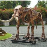 Mastodon Skelett Gartendeko + jetztbinichpleite.de
