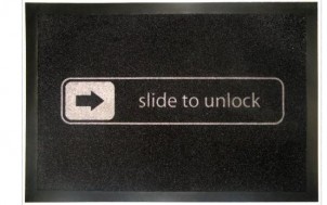 Slide to unlock Fussmatte + Witzige Geschenke + lustige Geschenkideen